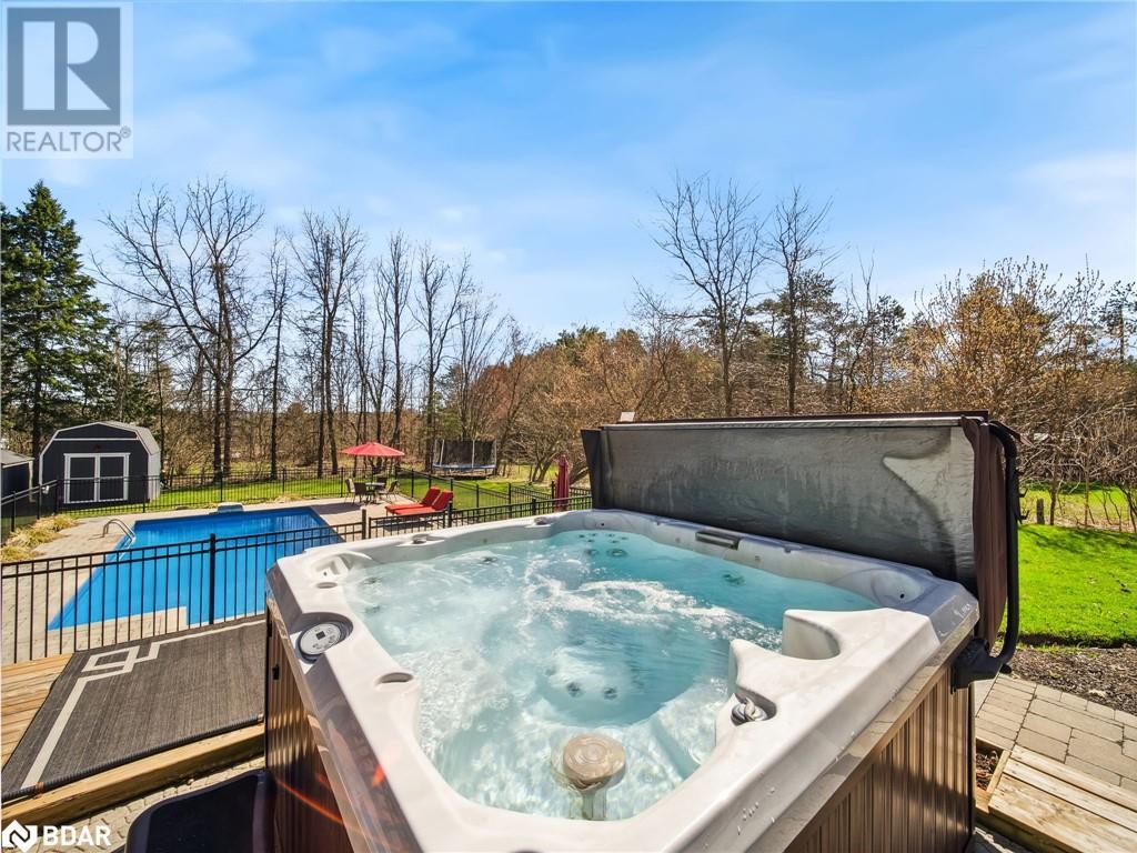 4539 Penetanguishene Road, Hillsdale, Ontario  L0L 1V0 - Photo 7 - 40736116