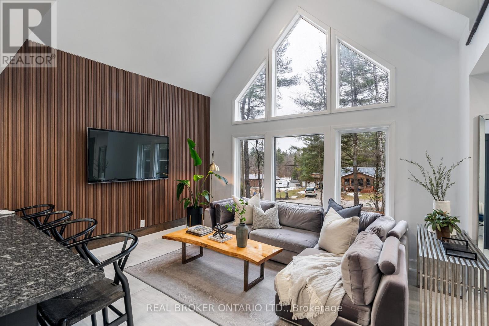 314 Maberly Station Road, Tay Valley, Ontario  K0H 2B0 - Photo 10 - X12191410