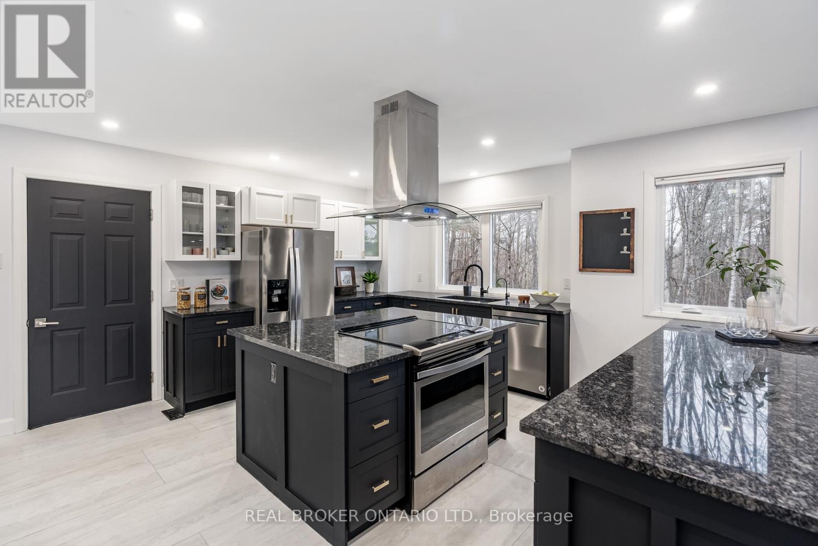 314 Maberly Station Road, Tay Valley, Ontario  K0H 2B0 - Photo 16 - X12191410
