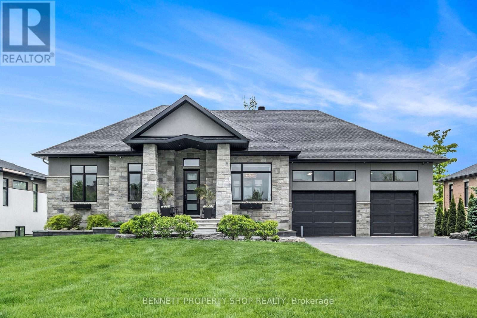 396 Shoreway Drive, Ottawa, Ontario  K4P 0G2 - Photo 2 - X12191516