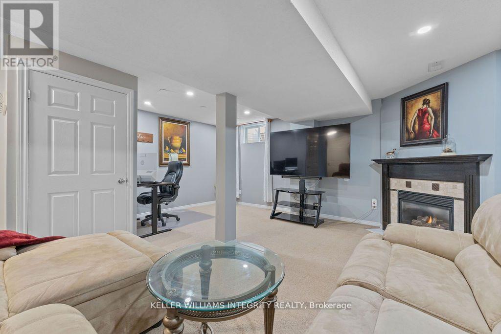 68 Whitegate Crescent, Ottawa, Ontario  K2J 4B7 - Photo 34 - X12191550