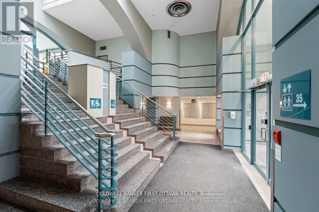 410 - 35 Holland Avenue, Ottawa, Ontario  K1Y 4S2 - Photo 7 - X12191626