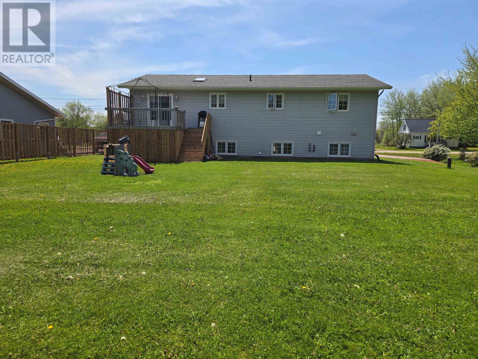 57 Ellis Avenue, O'leary, Prince Edward Island  C0B 1V0 - Photo 3 - 202513219