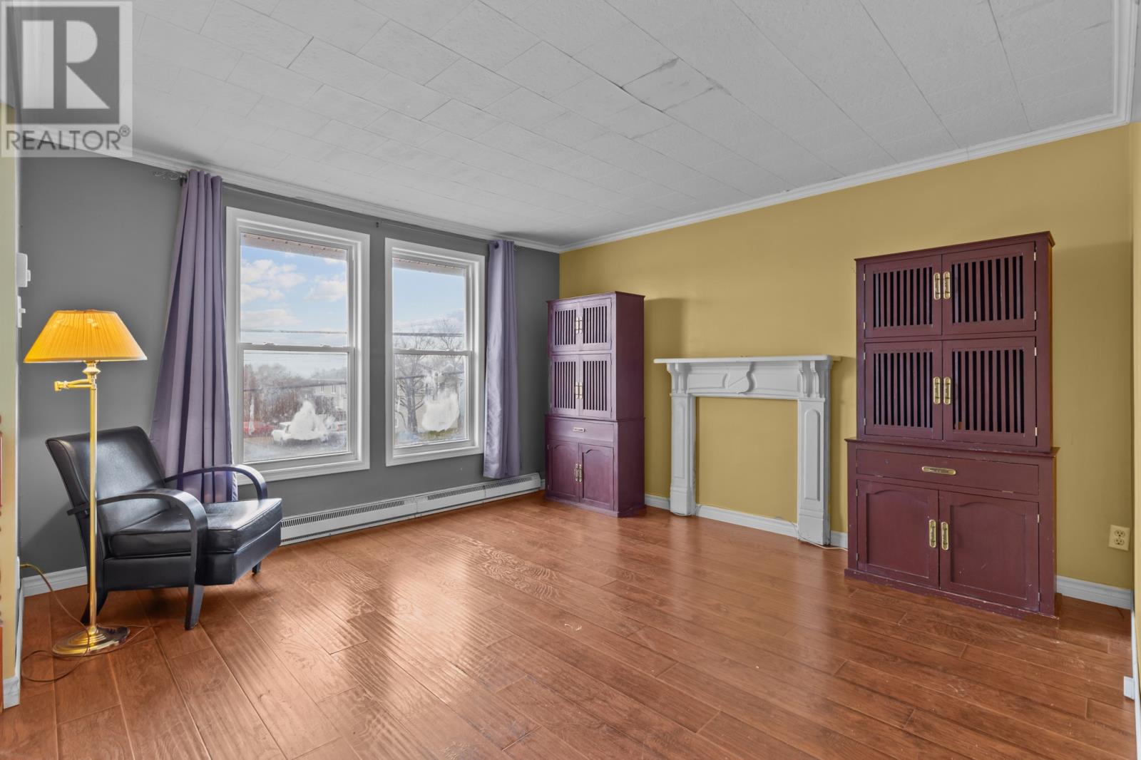 Property at 98 Commonwealth Avenue image 4