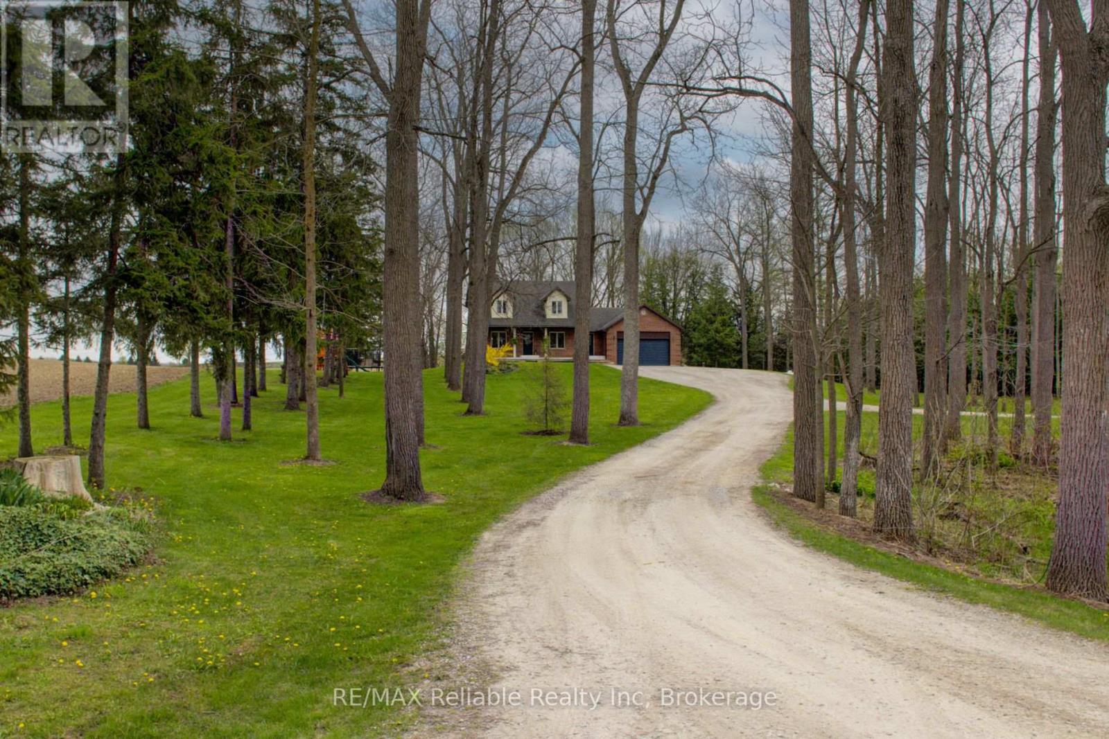 77260 Kinburn Line, Huron East, Ontario  N0K 1W0 - Photo 24 - X12127938