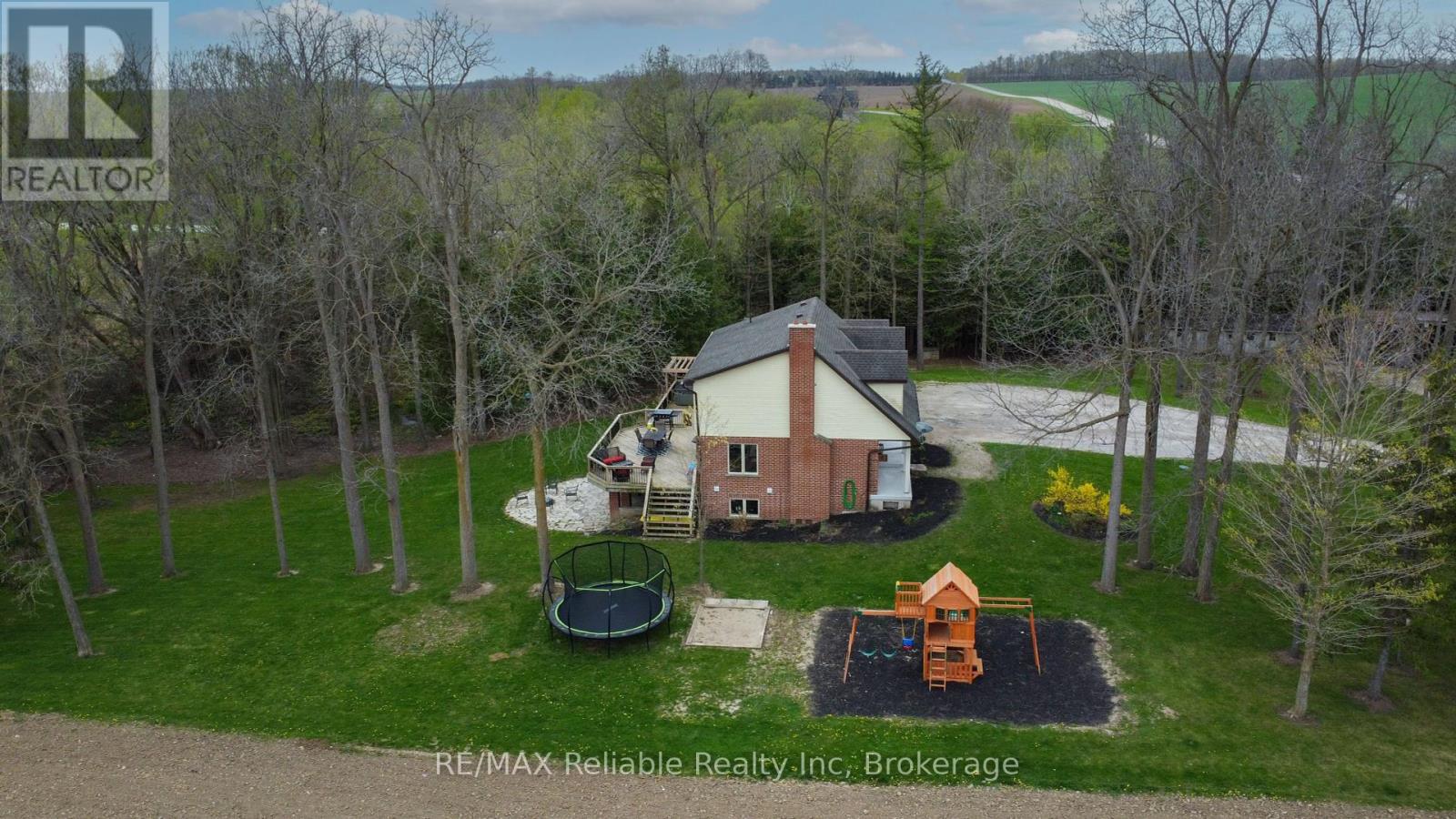 77260 Kinburn Line, Huron East, Ontario  N0K 1W0 - Photo 39 - X12127938