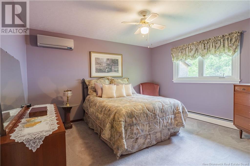 1043 York Street, Fredericton, New Brunswick  E3B 3S4 - Photo 20 - NB119892