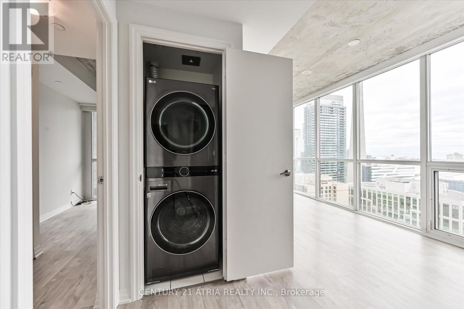 2605 - 88 Blue Jays Way, Toronto (Waterfront Communities), Ontario  M5V 0L7 - Photo 19 - C12191407