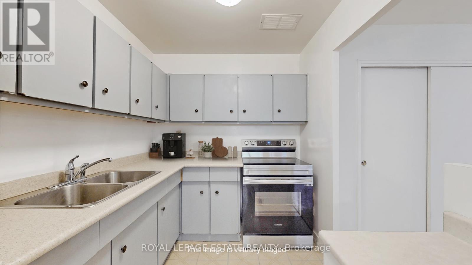 208 - 160 The Donway W, Toronto, Ontario  M3C 2G1 - Photo 6 - C12191451