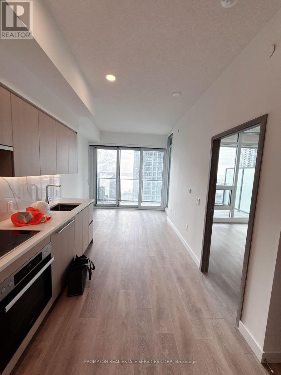 2606 - 1 Concord Cityplace Way, Toronto, Ontario  M5V 0X3 - Photo 18 - C12191509