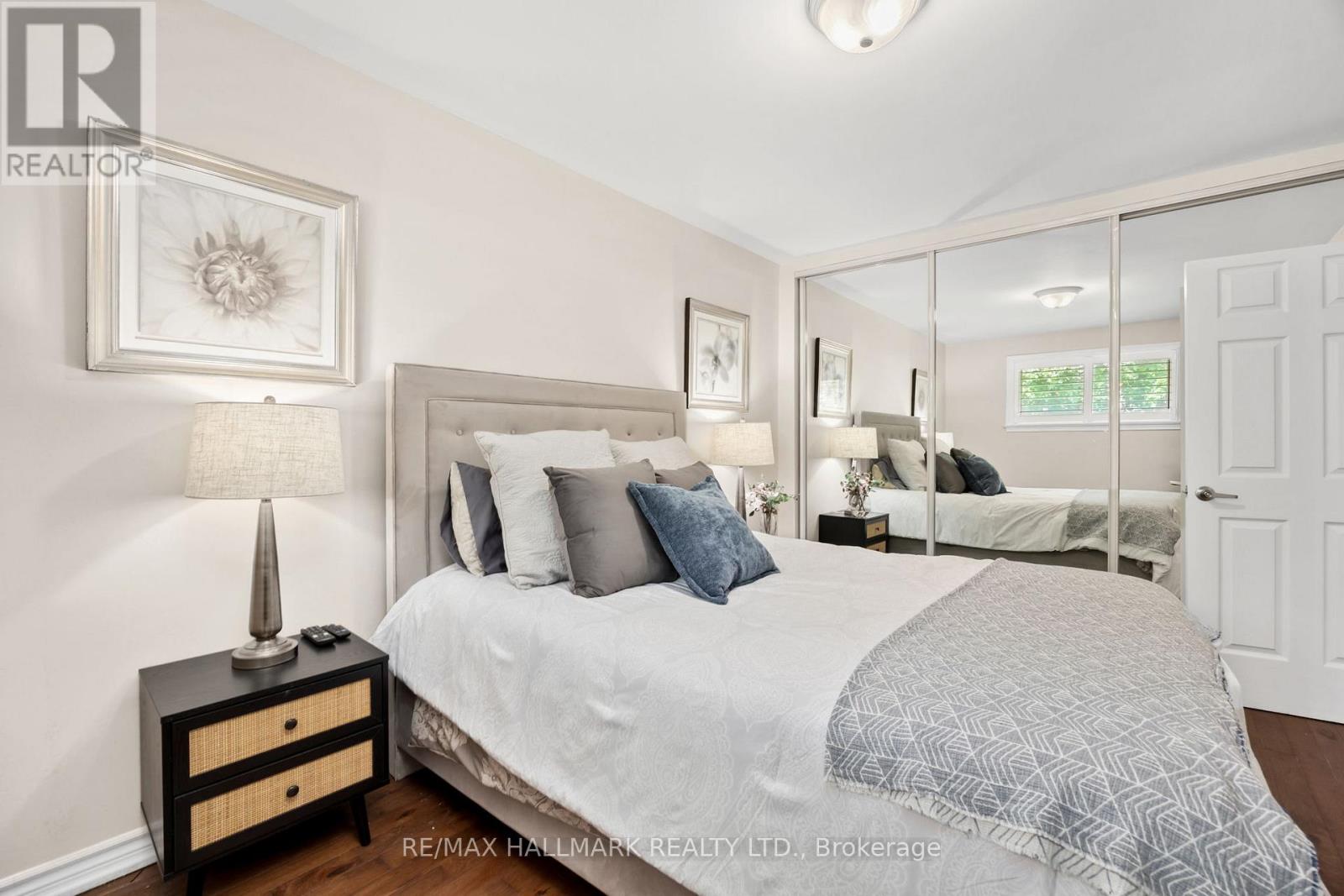 18 Daleside Crescent, Toronto (Victoria Village), Ontario  M4A 2H6 - Photo 14 - C12191540