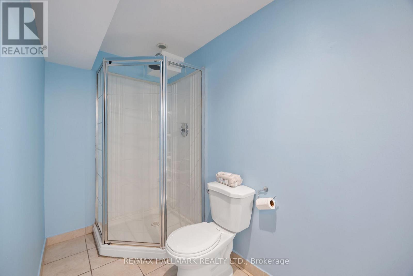 18 Daleside Crescent, Toronto, Ontario  M4A 2H6 - Photo 26 - C12191540