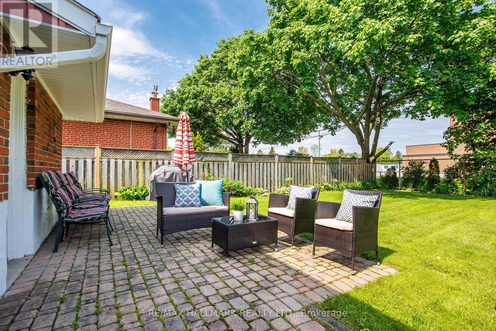 18 Daleside Crescent, Toronto (Victoria Village), Ontario  M4A 2H6 - Photo 30 - C12191540