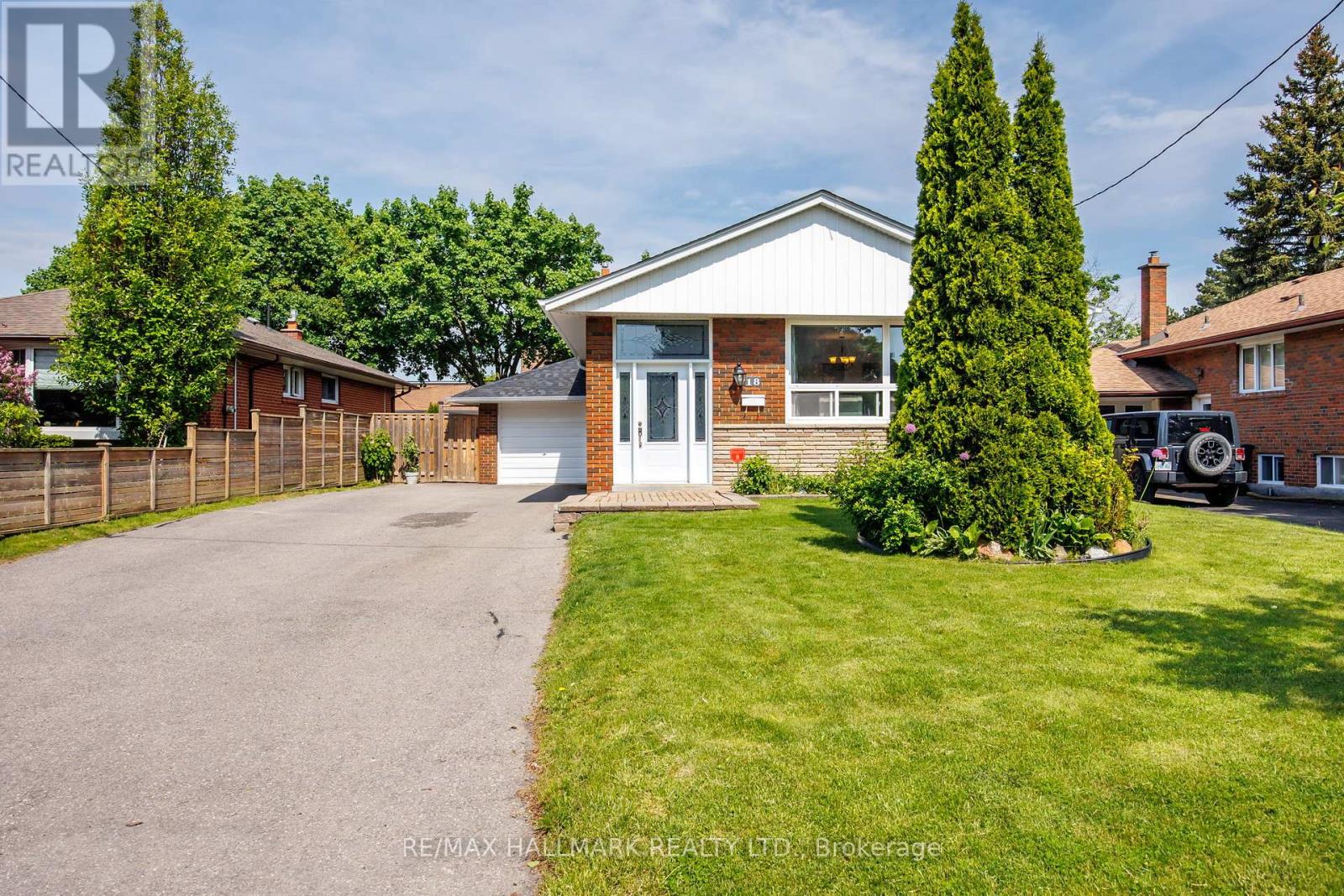 18 Daleside Crescent, Toronto, Ontario  M4A 2H6 - Photo 36 - C12191540