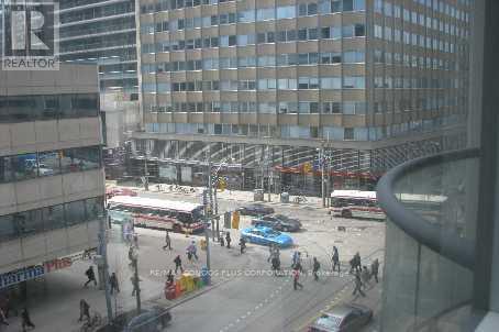 601 - 801 Bay Street, Toronto, Ontario  M5S 1Z1 - Photo 8 - C12191554