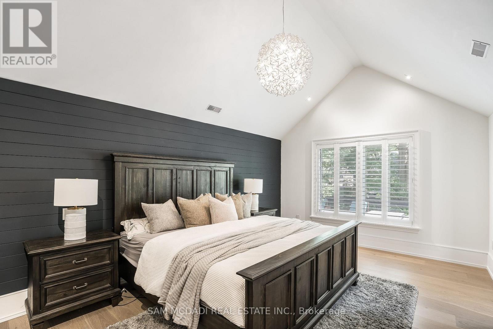 231 Wedgewood Drive, Oakville (Mo Morrison), Ontario  L6J 4R6 - Photo 19 - W12189643