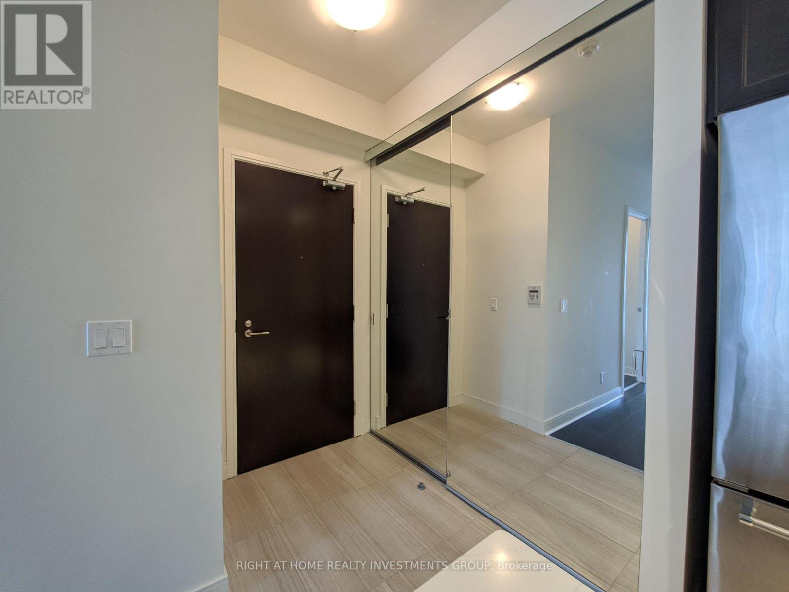 301 - 825 Church Street, Toronto, Ontario  M4W 3Z4 - Photo 19 - C12191590