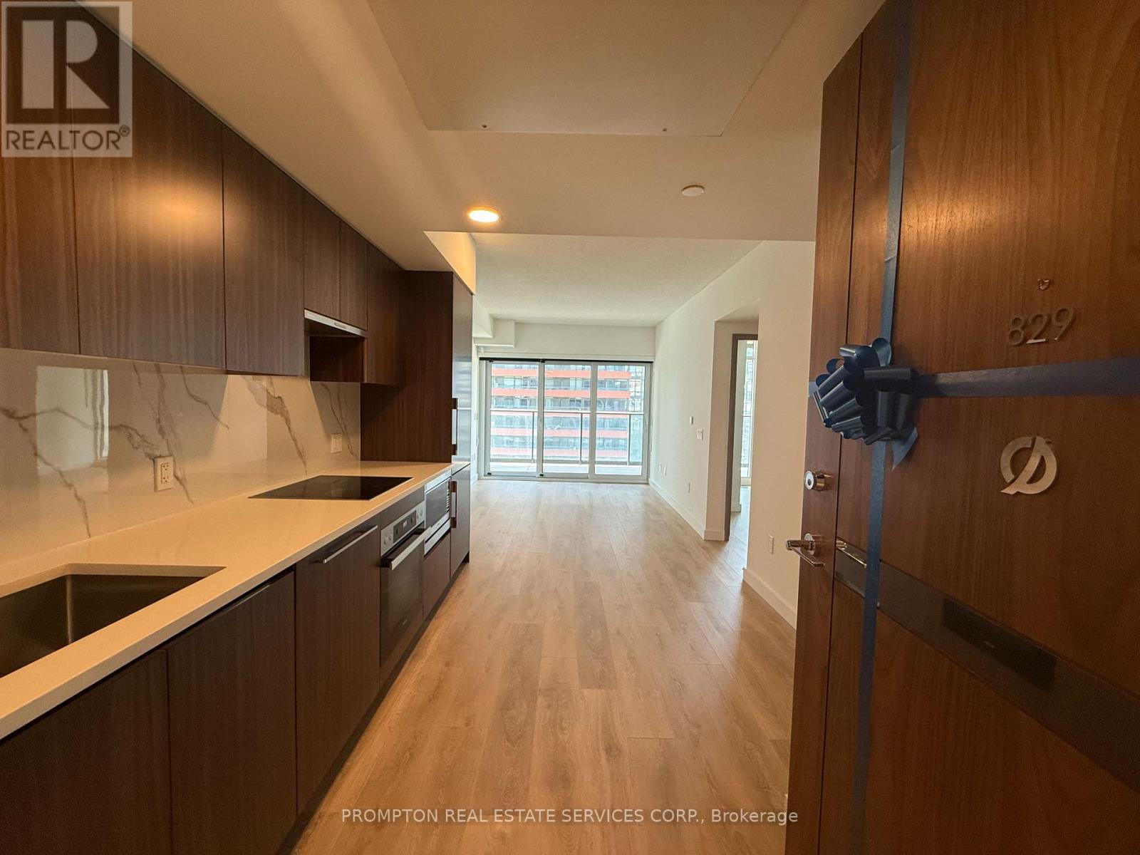 829 - 3 Concord Cityplace Way, Toronto, Ontario  M5V 0X4 - Photo 13 - C12191605