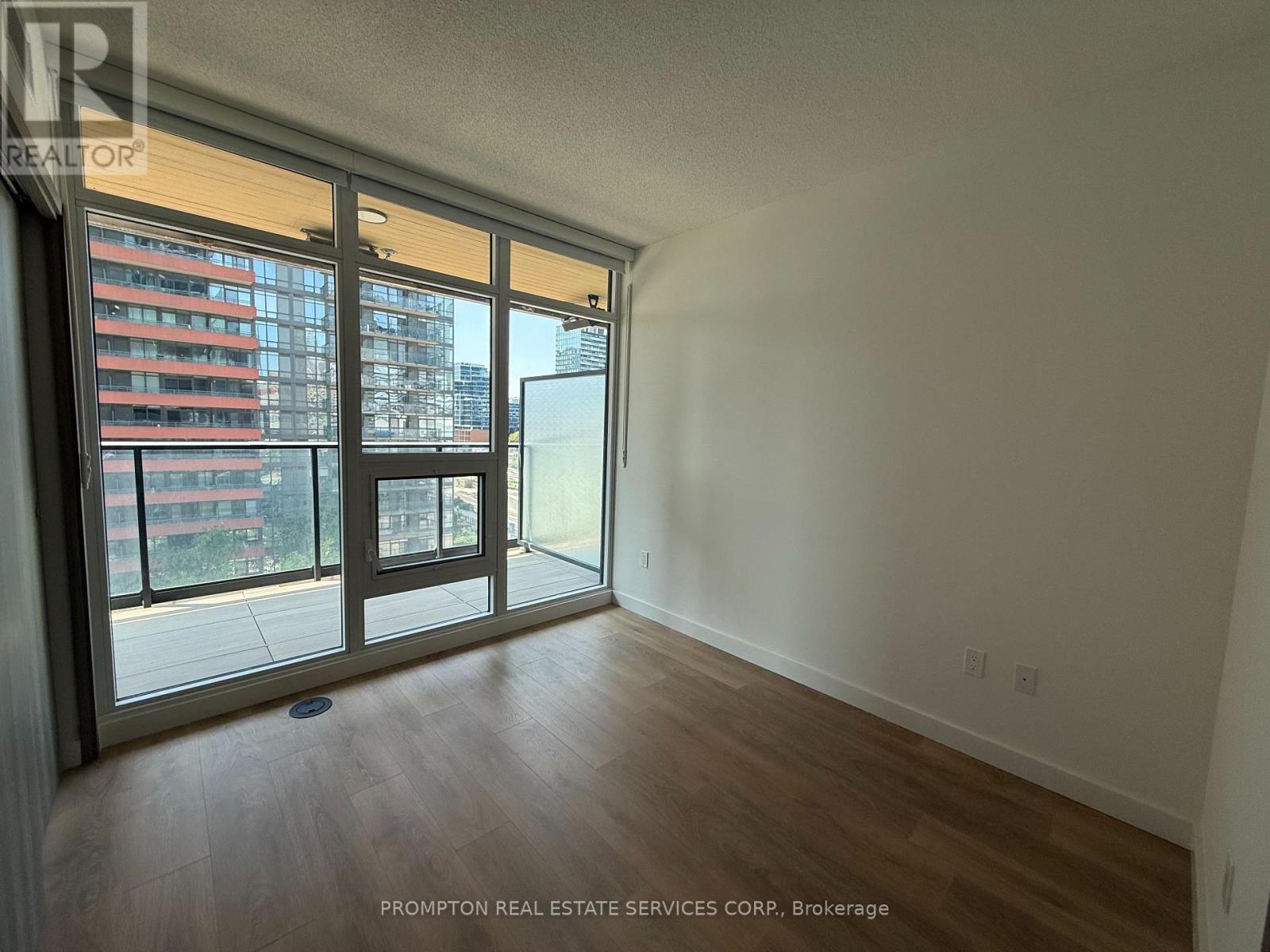 829 - 3 Concord Cityplace Way, Toronto, Ontario  M5V 0X4 - Photo 19 - C12191605