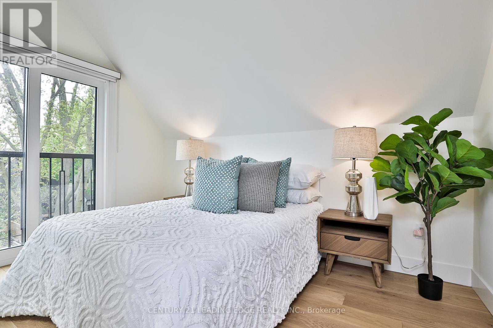 29 Dingwall Avenue, Toronto, Ontario  M4K 1G9 - Photo 29 - E12191526