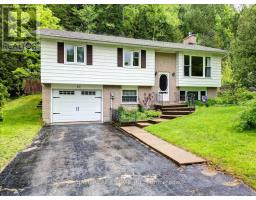 29 FOREST HILL ROAD, Bancroft, Ontario