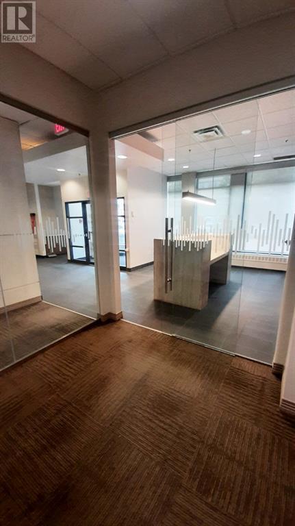 Property at 100, 4911 51 Street image 3