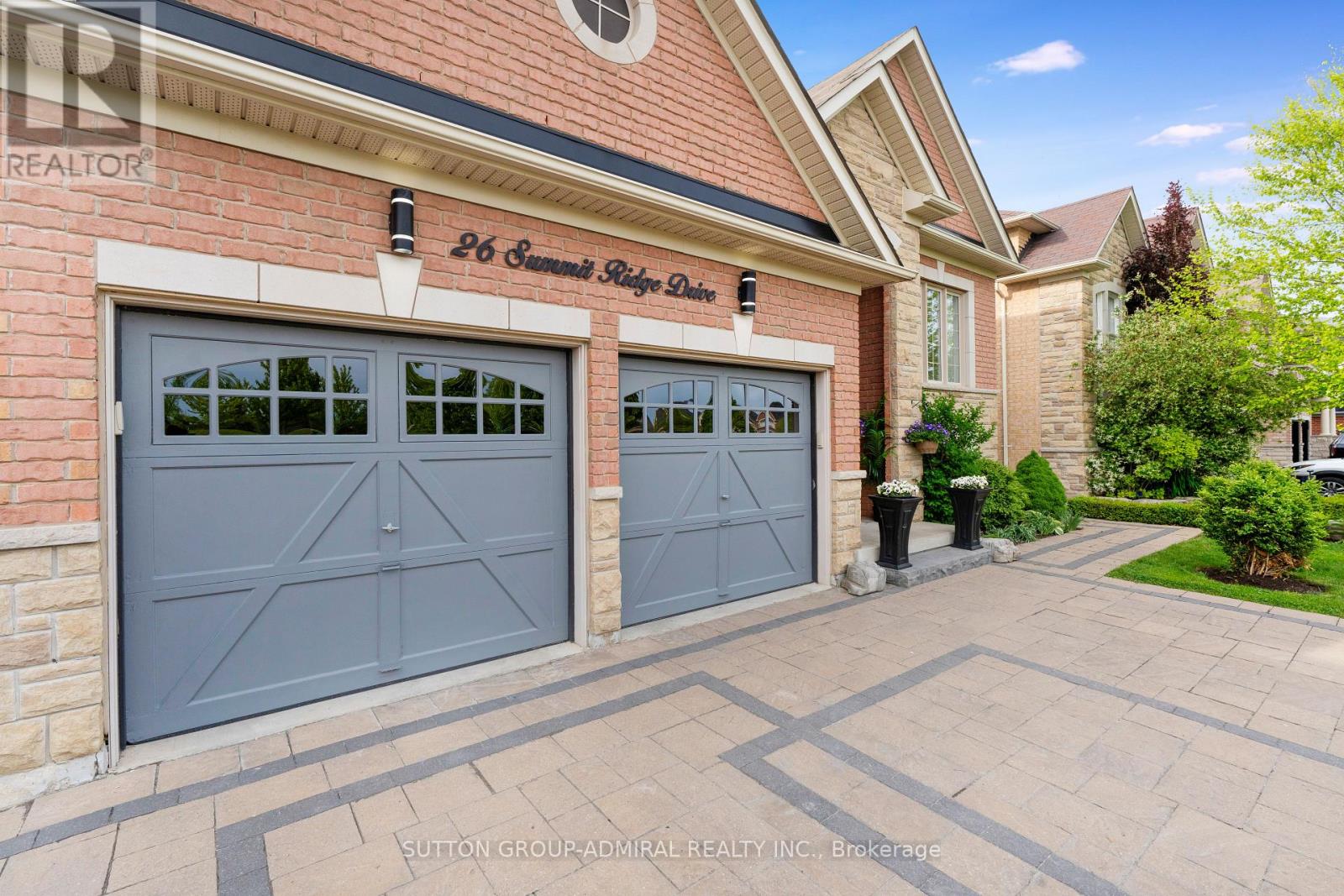 26 Summit Ridge Drive, King (Schomberg), Ontario  L0G 1T0 - Photo 4 - N12191450