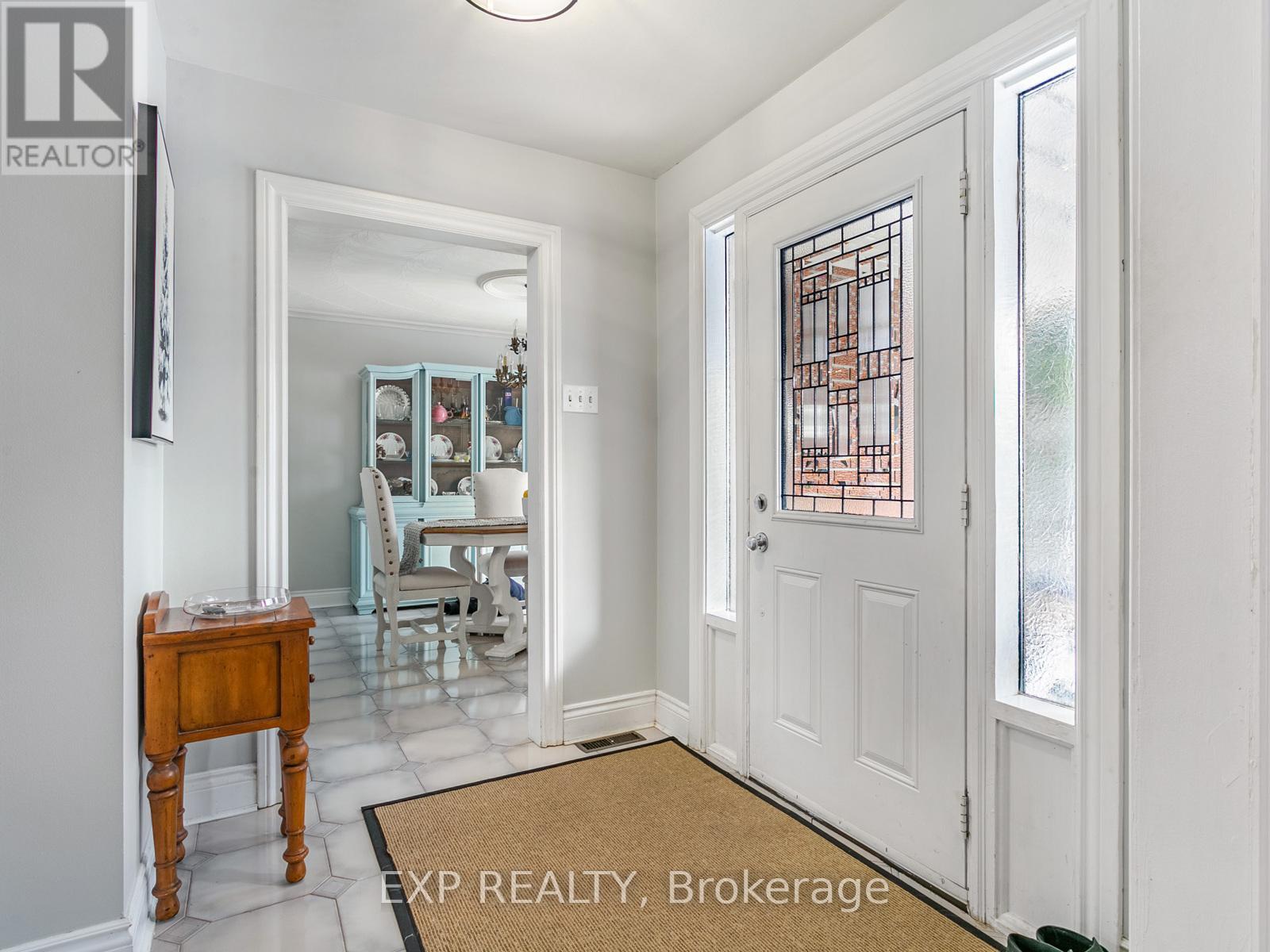 146 Weldrick Road W, Richmond Hill, Ontario  L4C 3V1 - Photo 16 - N12191456