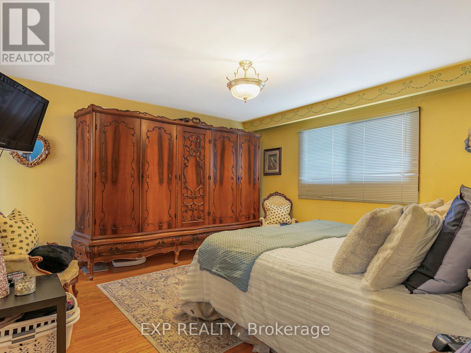 146 Weldrick Road W, Richmond Hill, Ontario  L4C 3V1 - Photo 18 - N12191456