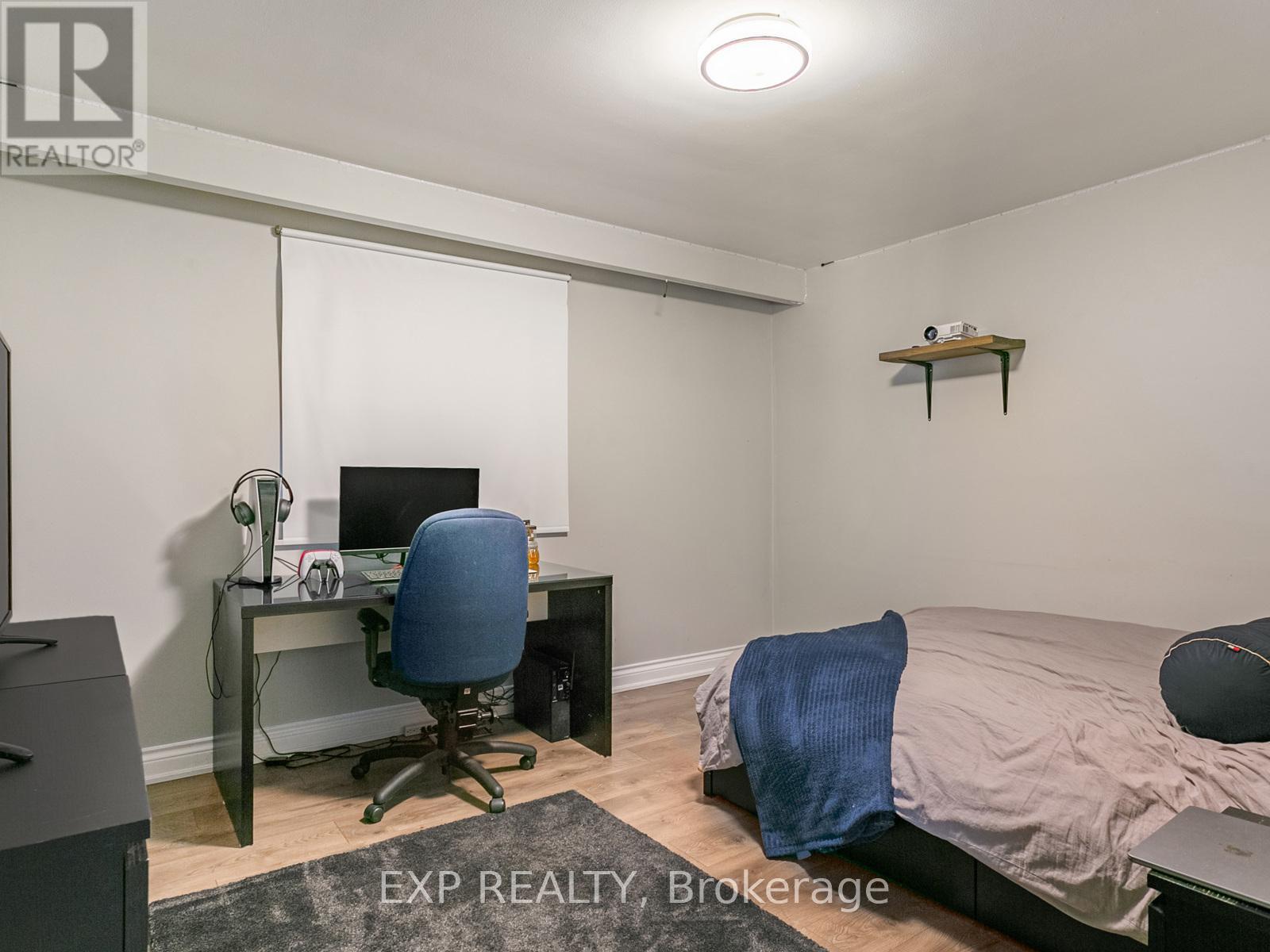 146 Weldrick Road W, Richmond Hill, Ontario  L4C 3V1 - Photo 24 - N12191456