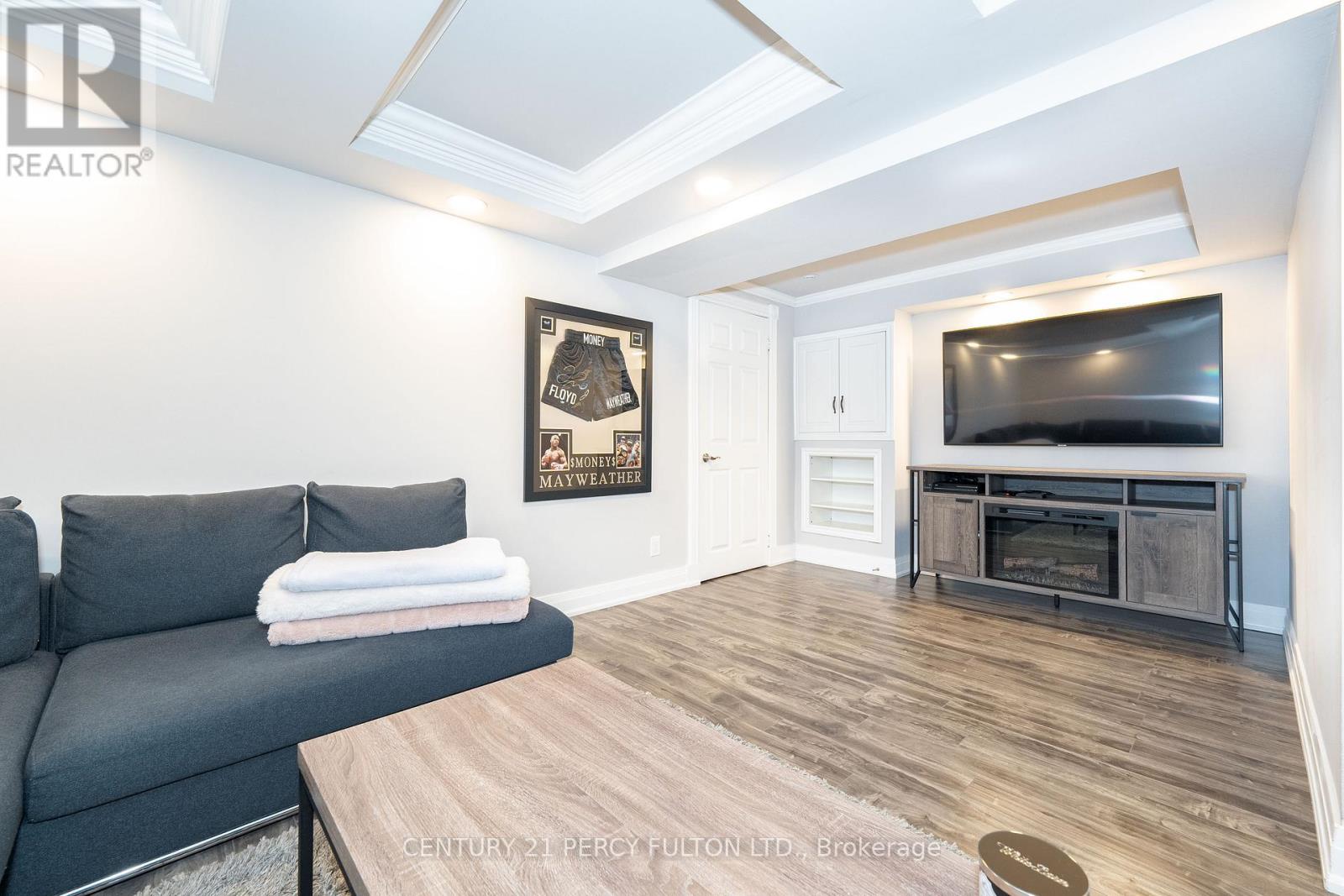 131 The Fairways, Markham, Ontario  L6C 2A7 - Photo 39 - N12191477