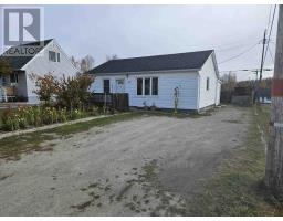 25 Adjala Ave, Manitouwadge, Ontario