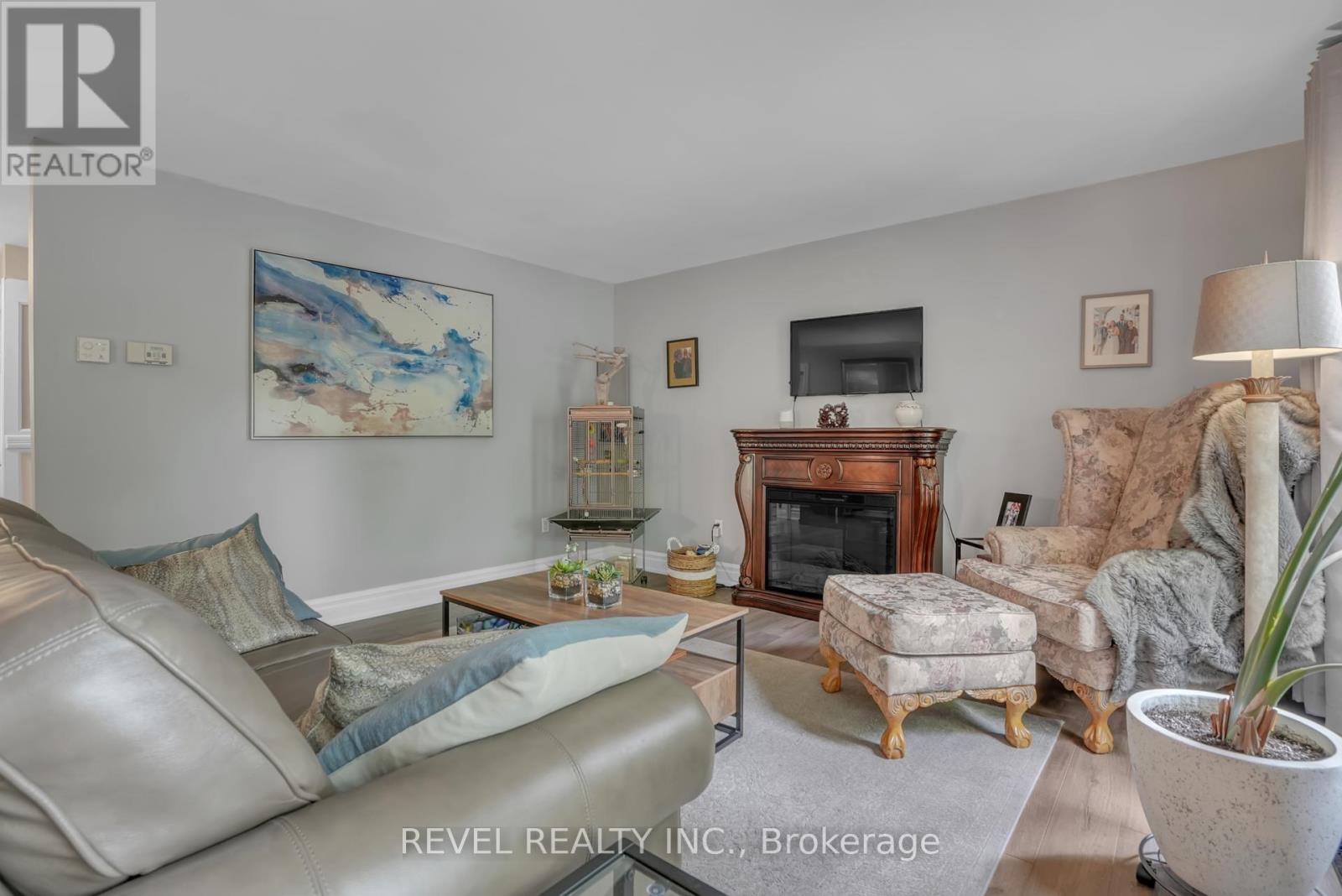 59 Withall Grove, Tiny, Ontario  L0L 2T0 - Photo 10 - S12191432