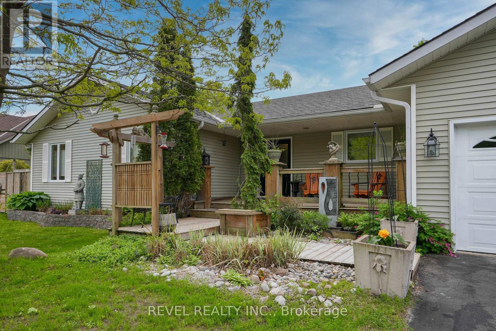 59 Withall Grove, Tiny, Ontario  L0L 2T0 - Photo 4 - S12191432
