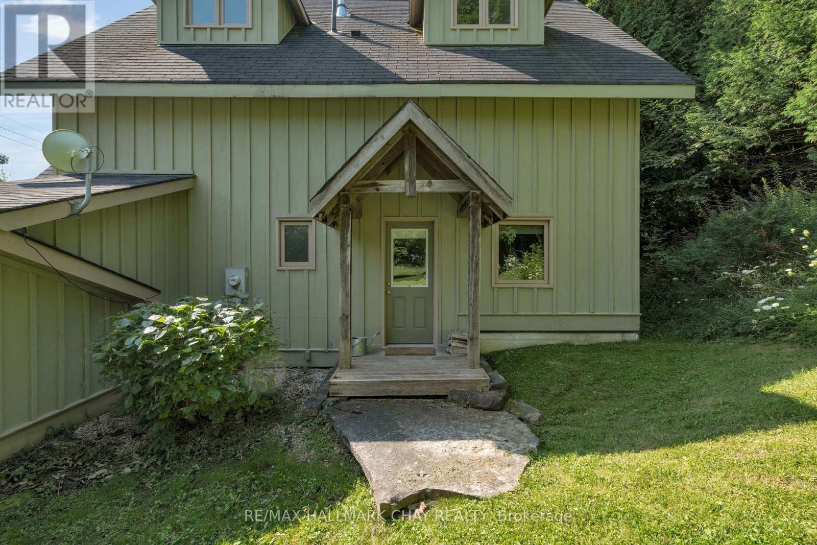 8930 County Road 9, Clearview, Ontario  L0M 1G0 - Photo 20 - S12191551