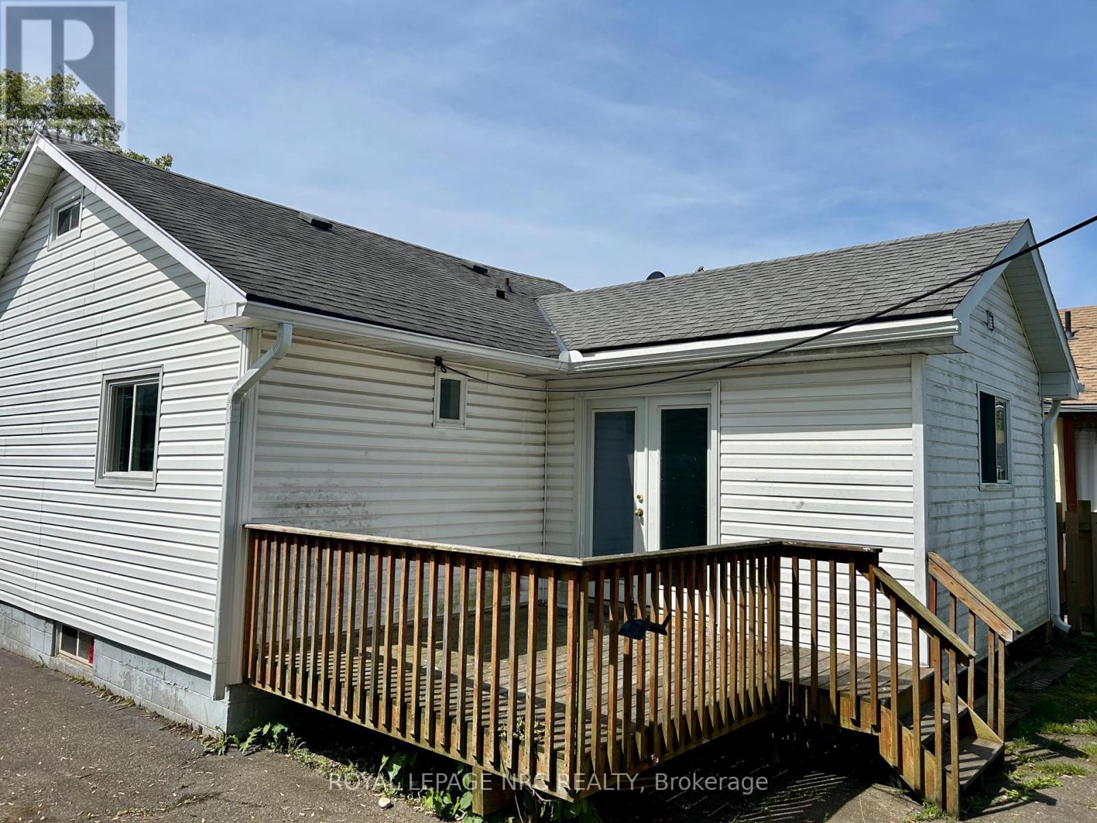 394 Fleet Street, Welland, Ontario  L3B 4X5 - Photo 6 - X12191671