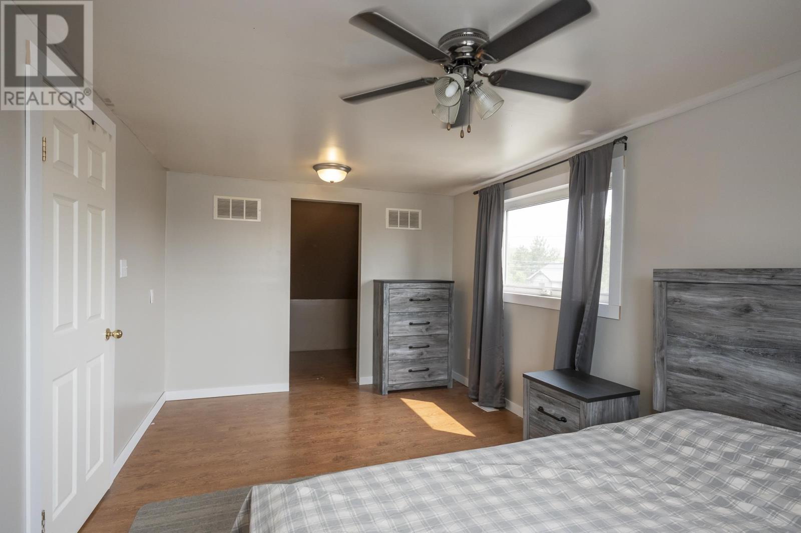 455 Leslie Ave, Thunder Bay, Ontario  P7A 1Y4 - Photo 19 - TB251484