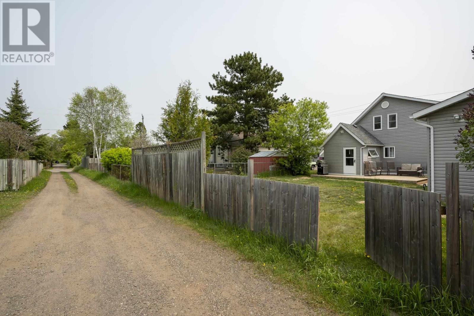 455 Leslie Ave, Thunder Bay, Ontario  P7A 1Y4 - Photo 46 - TB251484