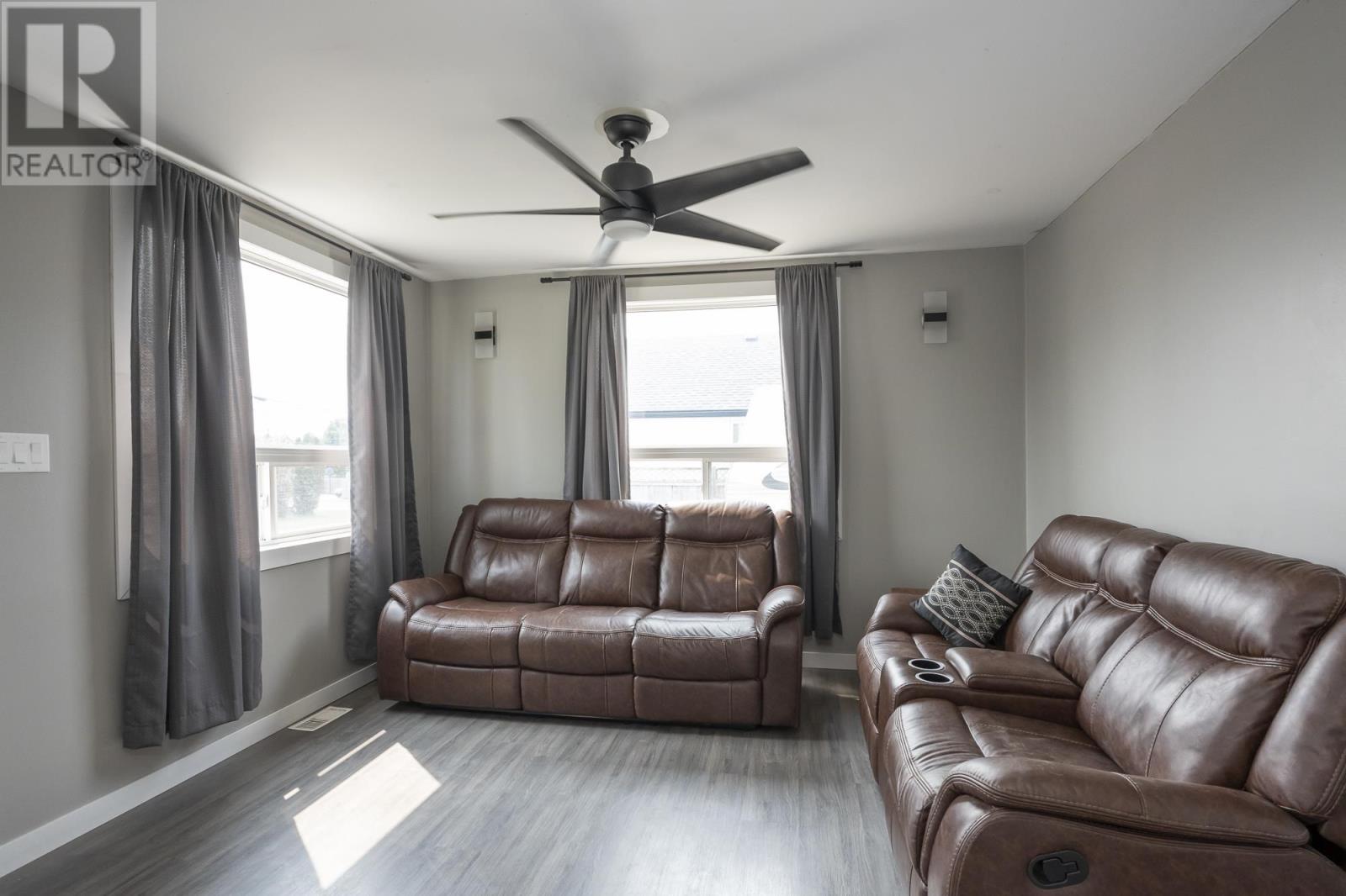 455 Leslie Ave, Thunder Bay, Ontario  P7A 1Y4 - Photo 5 - TB251484