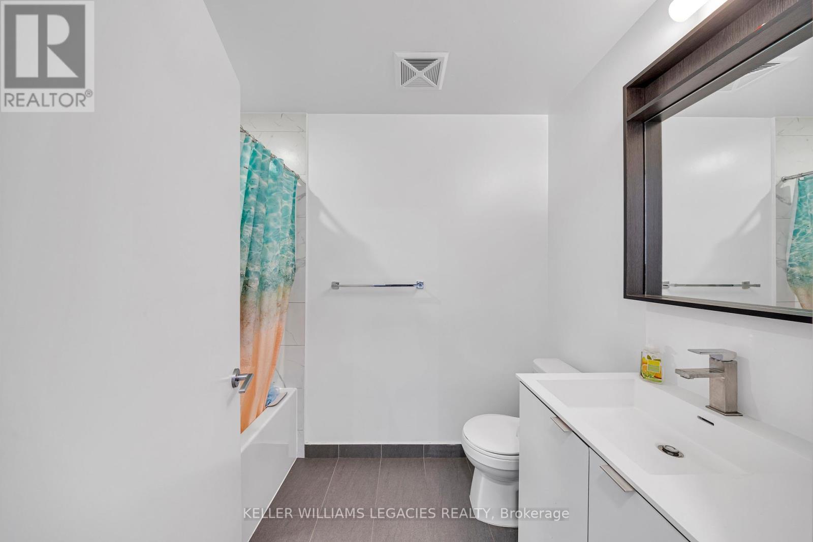 4109 - 4065 Confederation Parkway, Mississauga, Ontario  L5B 0L4 - Photo 14 - W12191403