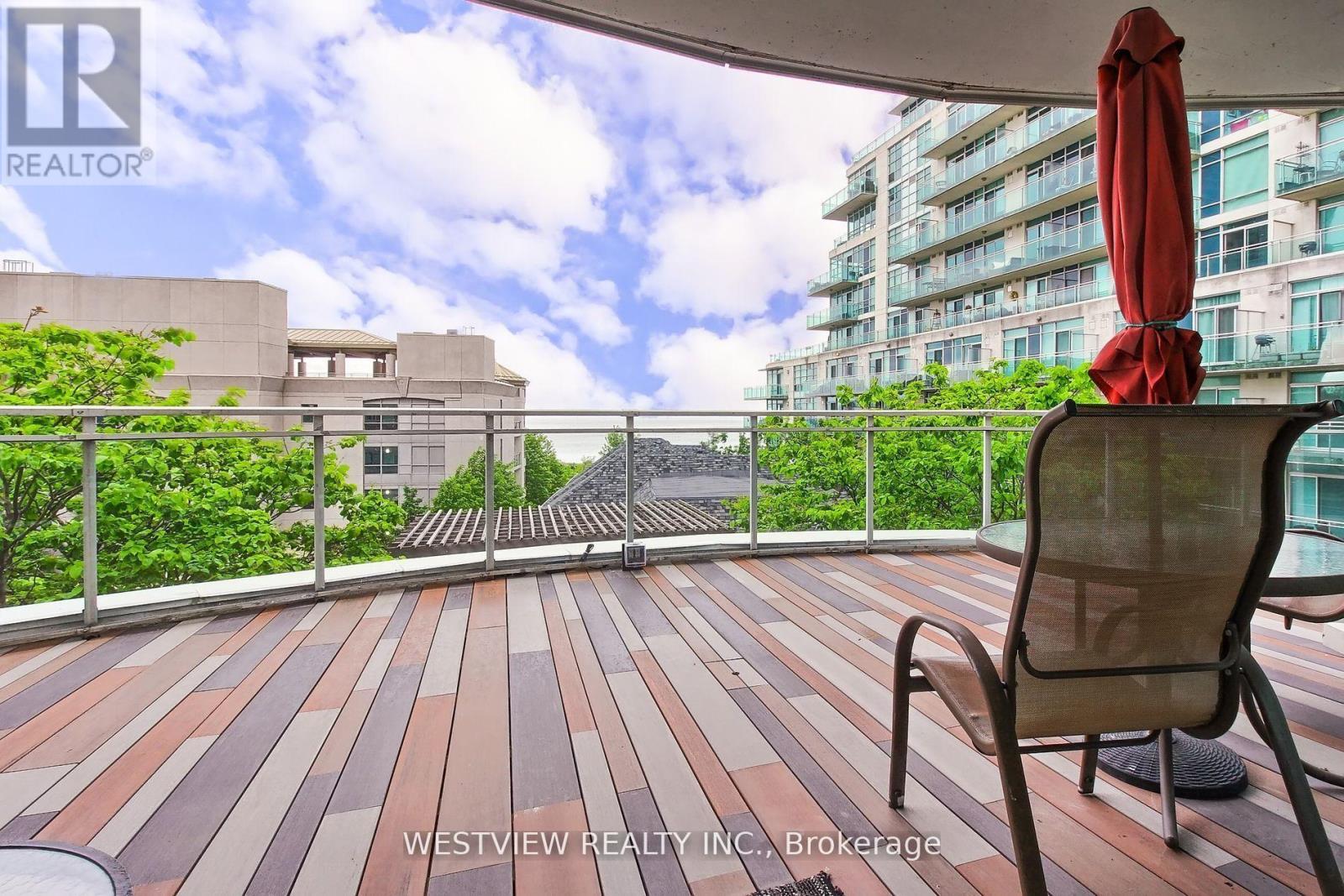 405 - 2067 Lake Shore Boulevard W, Toronto, Ontario  M8V 4B8 - Photo 1 - W12191416
