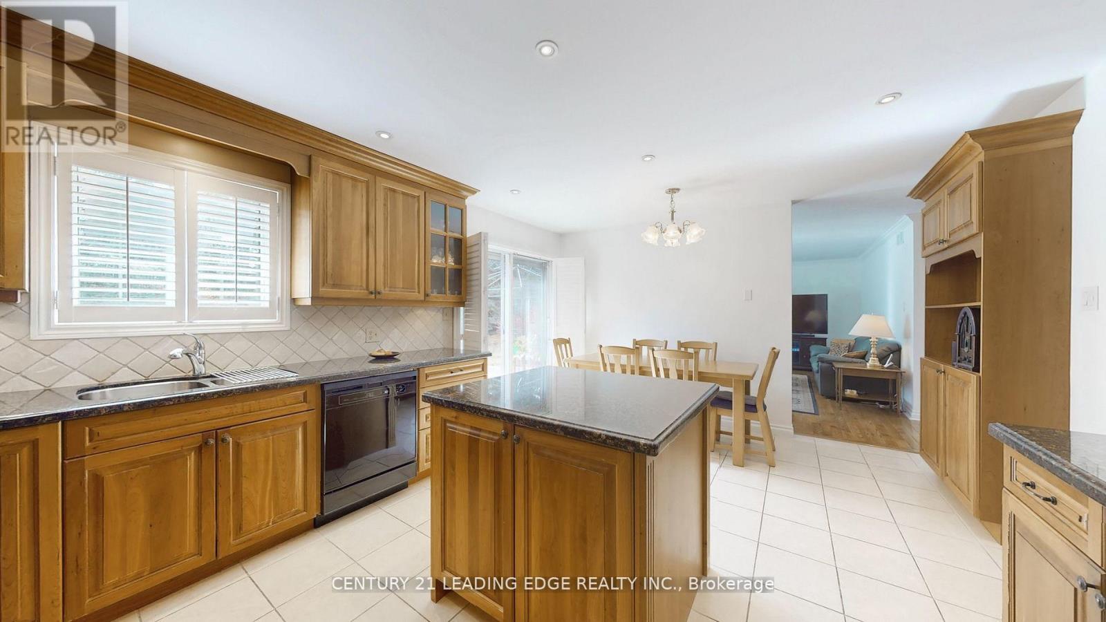 25 Colleen Crescent, Caledon, Ontario  L7C 1E8 - Photo 20 - W12191430