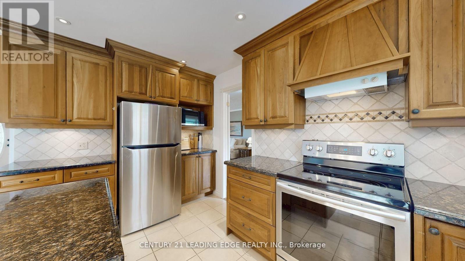 25 Colleen Crescent, Caledon, Ontario  L7C 1E8 - Photo 22 - W12191430
