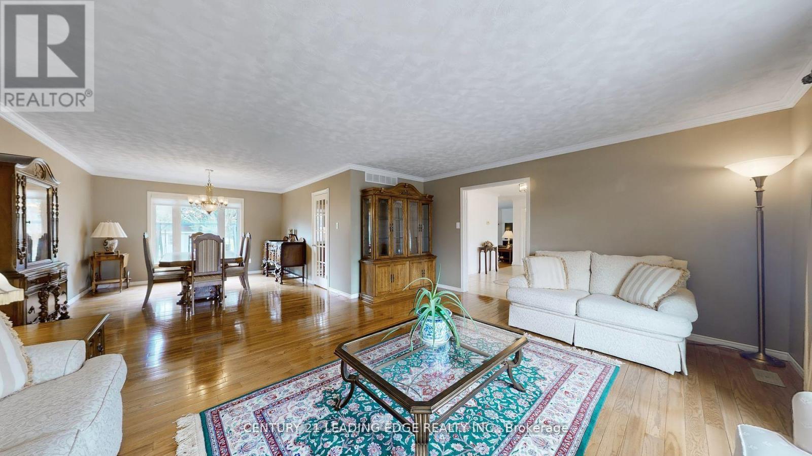 25 Colleen Crescent, Caledon, Ontario  L7C 1E8 - Photo 8 - W12191430