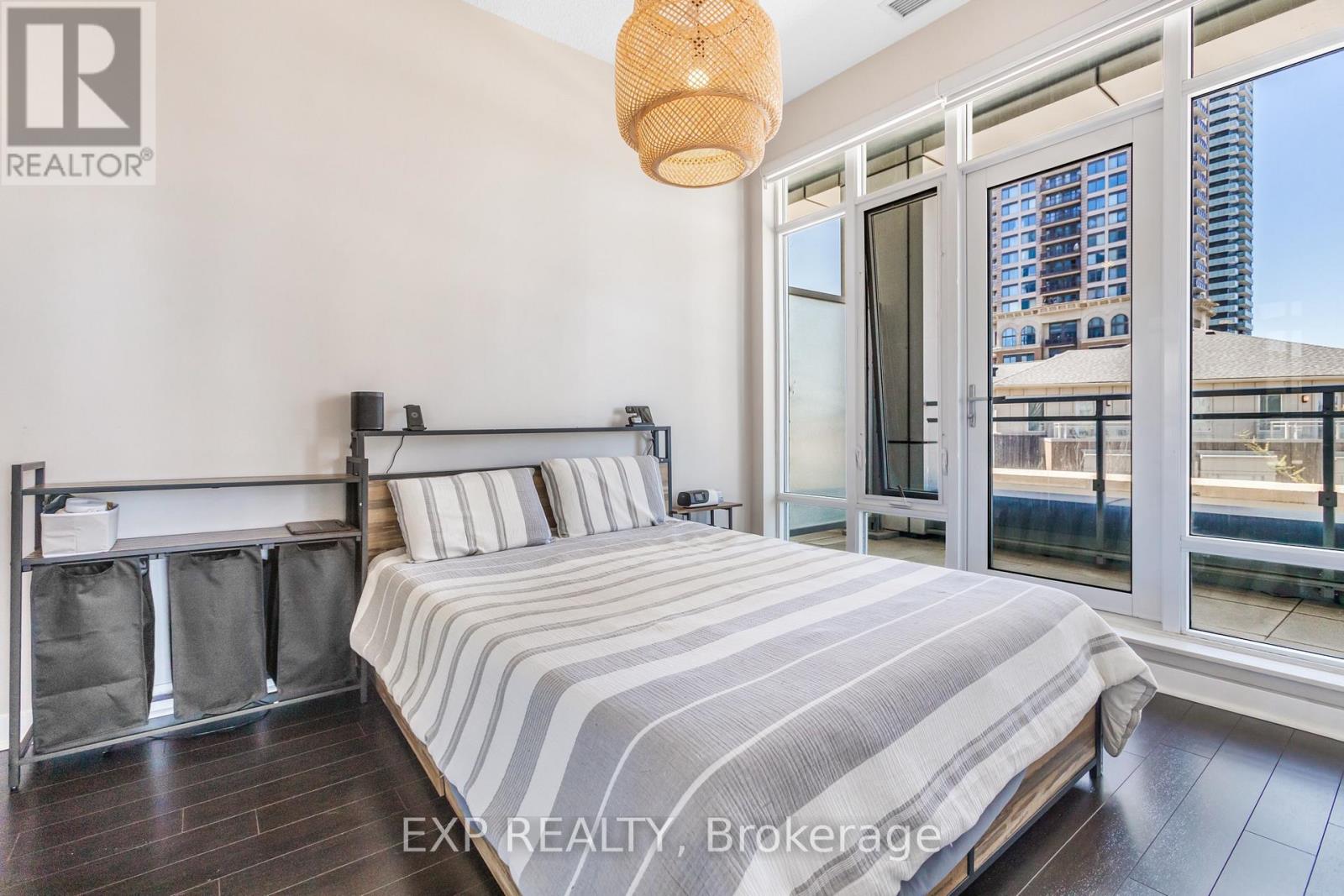 306 - 360 Square One Drive, Mississauga, Ontario  L5B 0G7 - Photo 14 - W12191434
