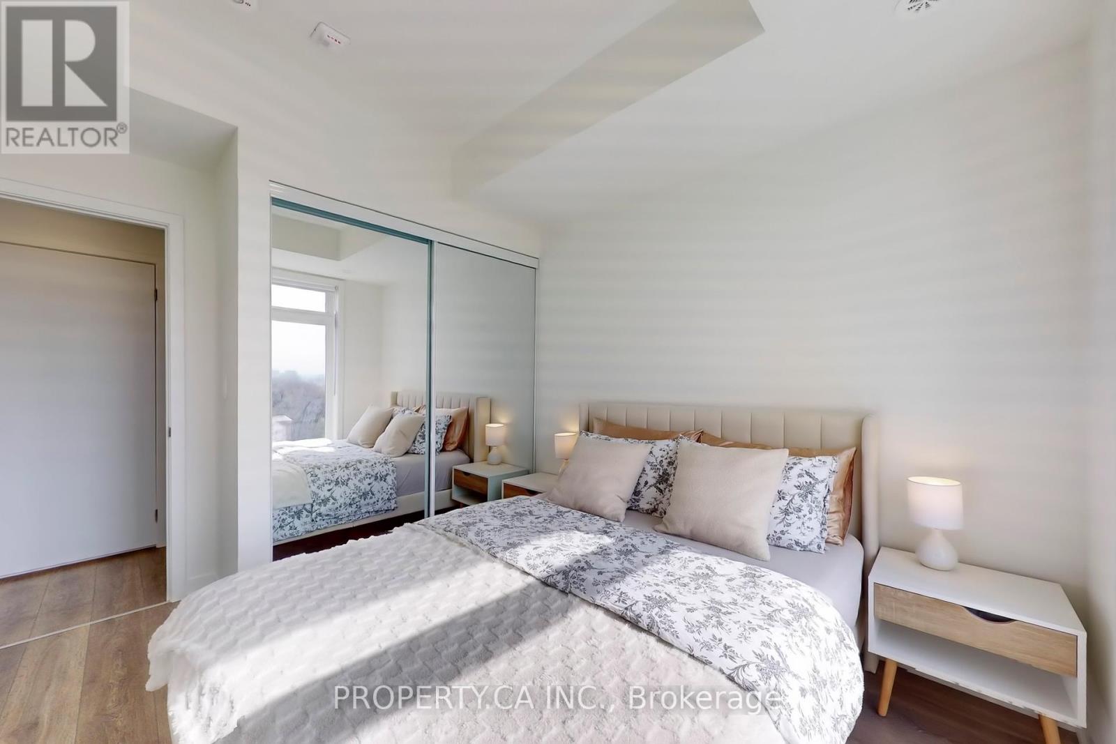 514 - 165 Canon Jackson Drive W, Toronto, Ontario  M6M 0C4 - Photo 14 - W12191464