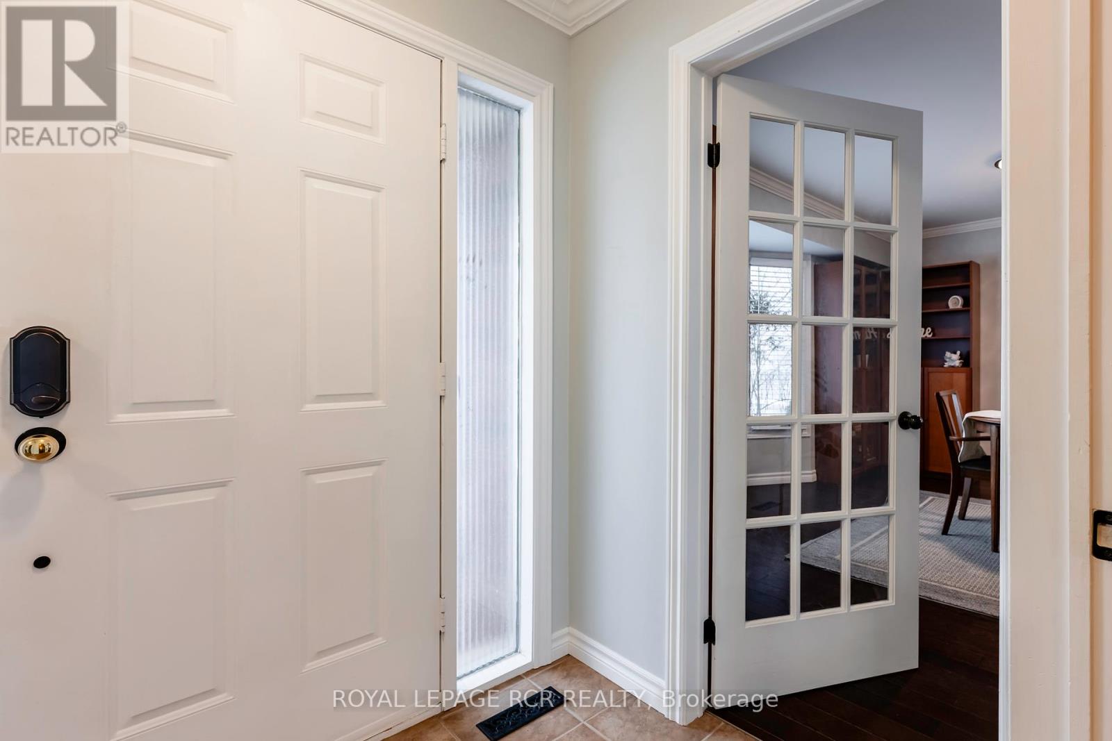 51 Meadow Drive, Orangeville, Ontario  L9W 4C7 - Photo 10 - W12191470
