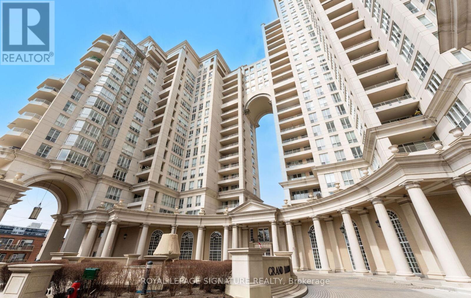 1014 - 2285 Lake Shore Boulevard W, Toronto, Ontario  M8V 3X9 - Photo 2 - W12191474