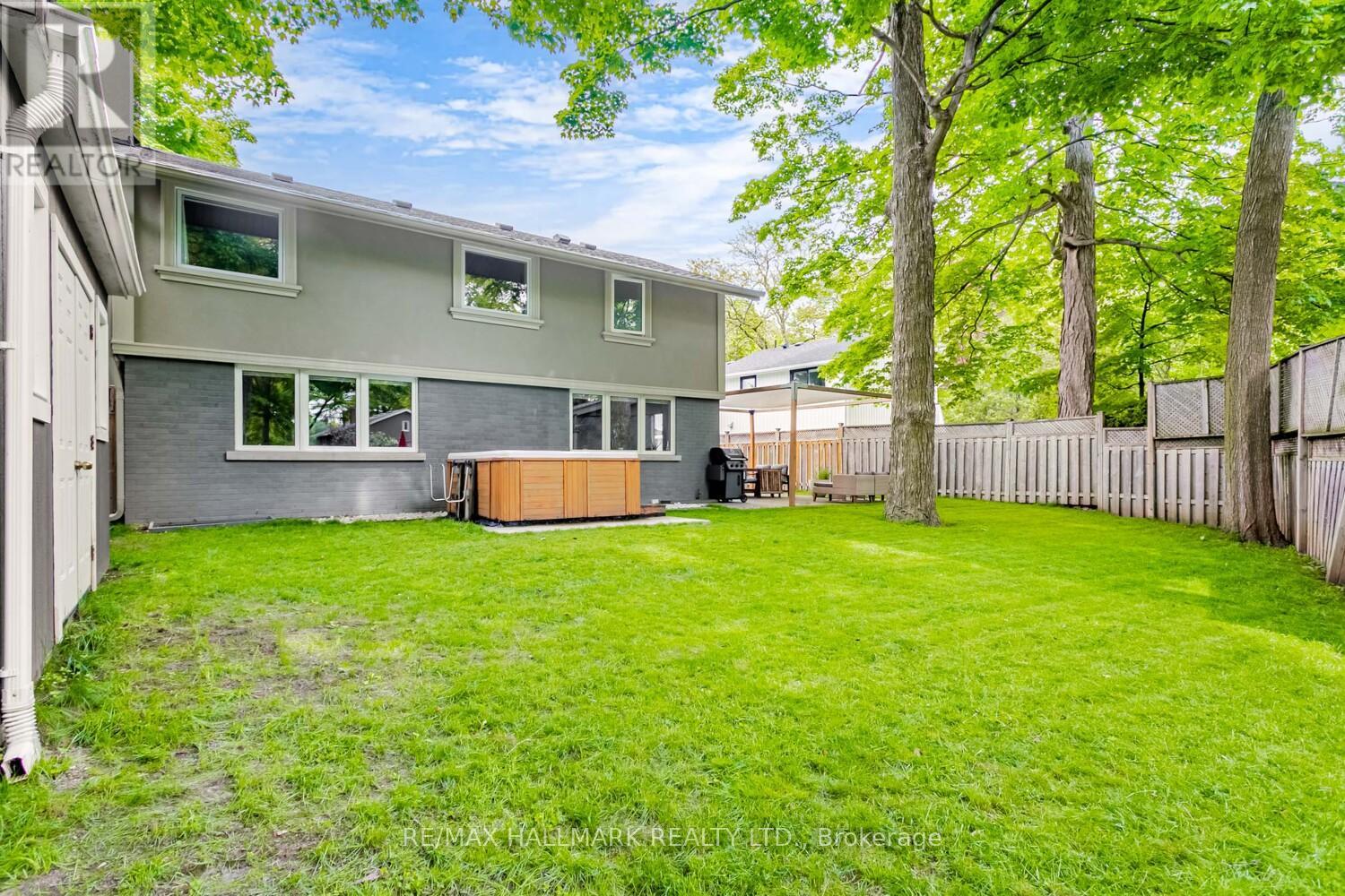 1974 Truscott Drive, Mississauga, Ontario  L5J 2A5 - Photo 32 - W12191501
