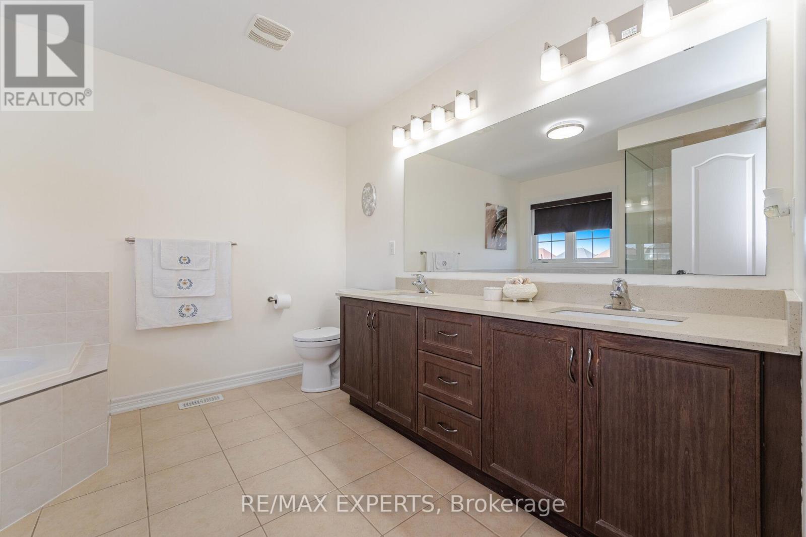 75 Durango Drive, Brampton (Credit Valley), Ontario  L6X 5G9 - Photo 35 - W12191511